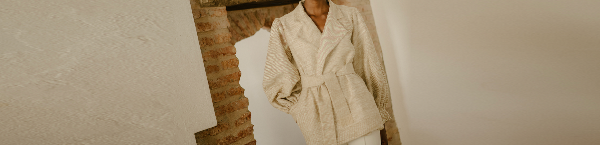 COATS & JACKETS